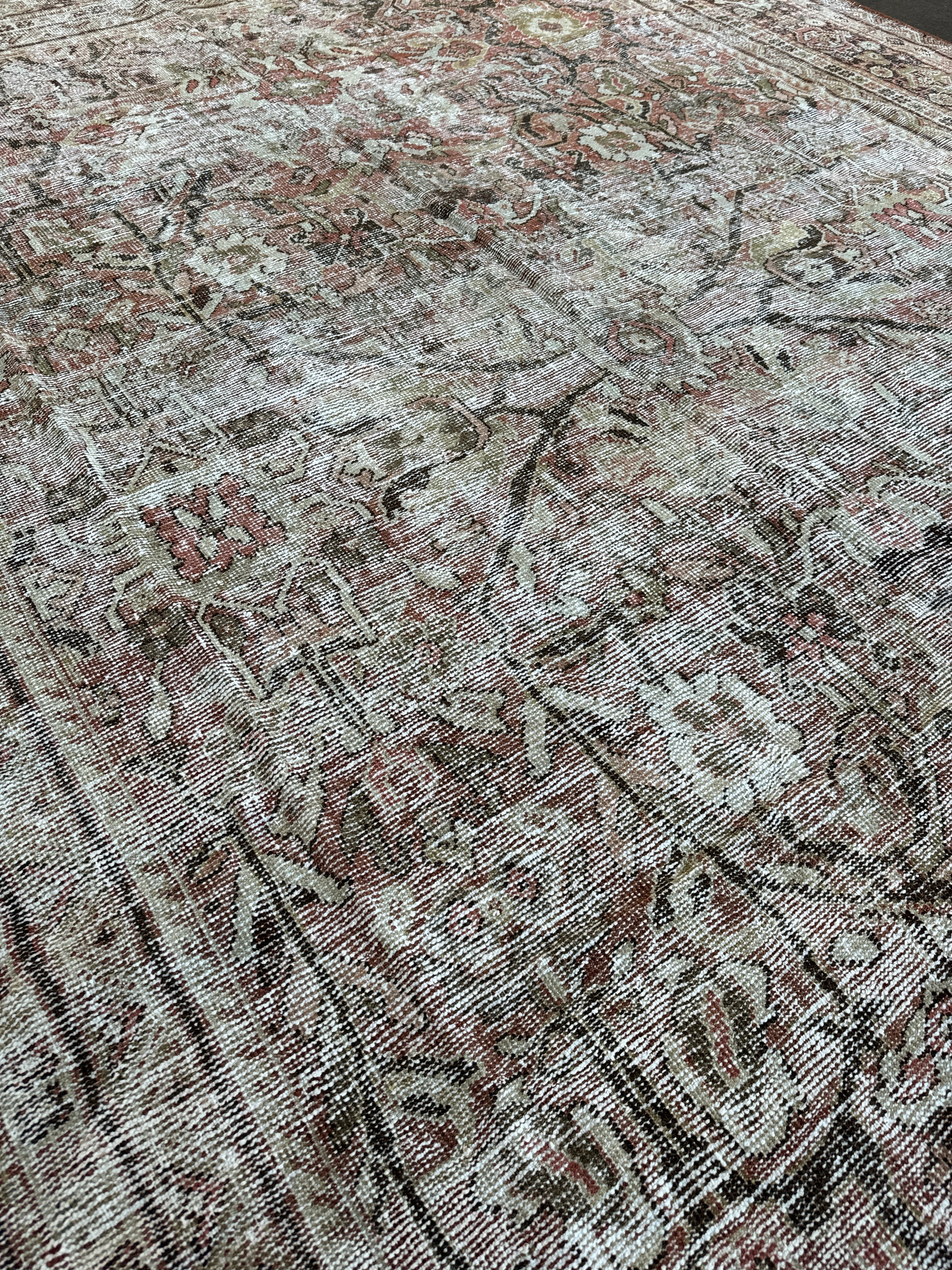 9x12 Antique Mahal Rug