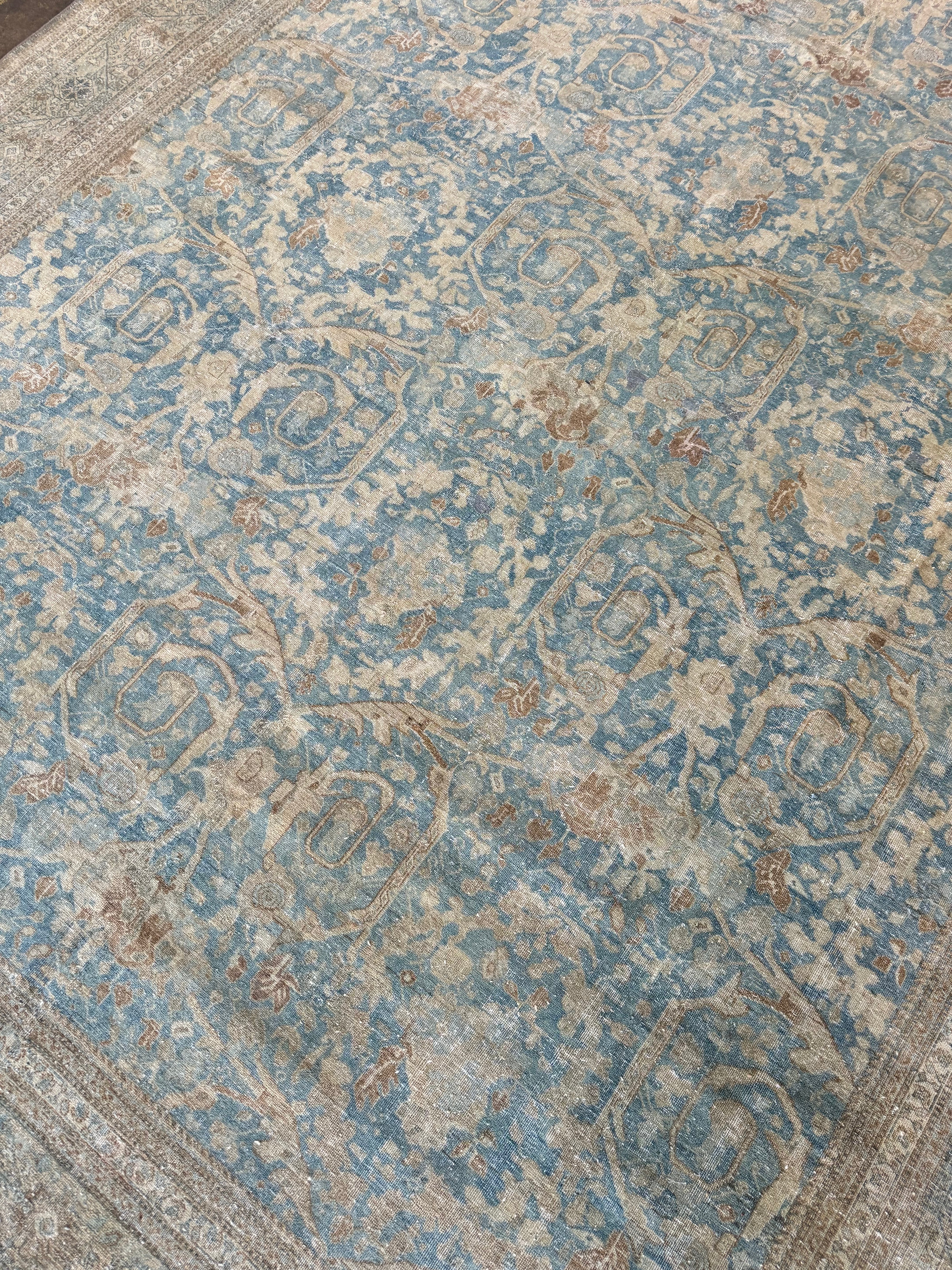 10x12 Antique Mustafi Mahal Rug