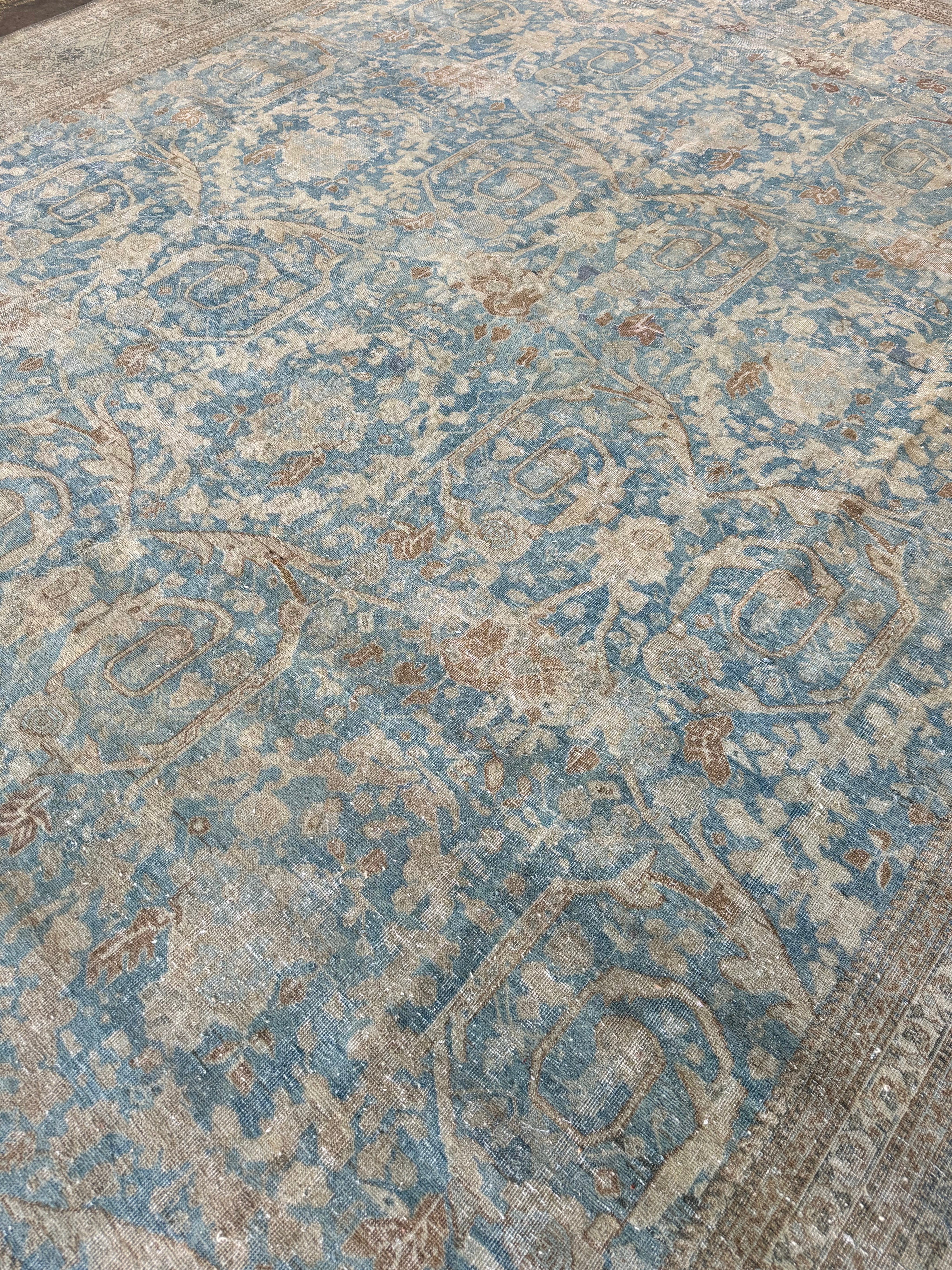 10x12 Antique Mustafi Mahal Rug