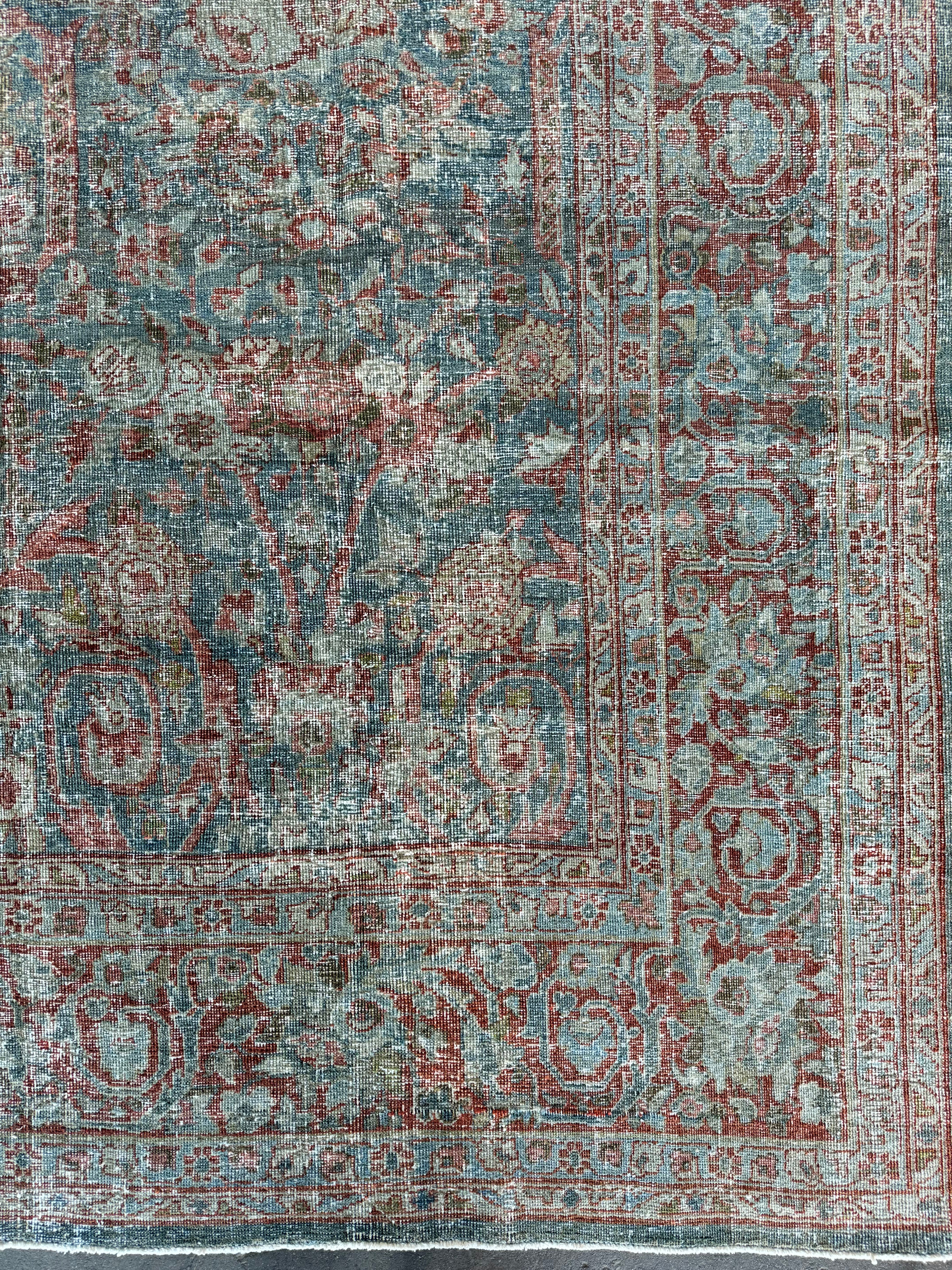 10x13 Antique Mustafi Mahal Rug