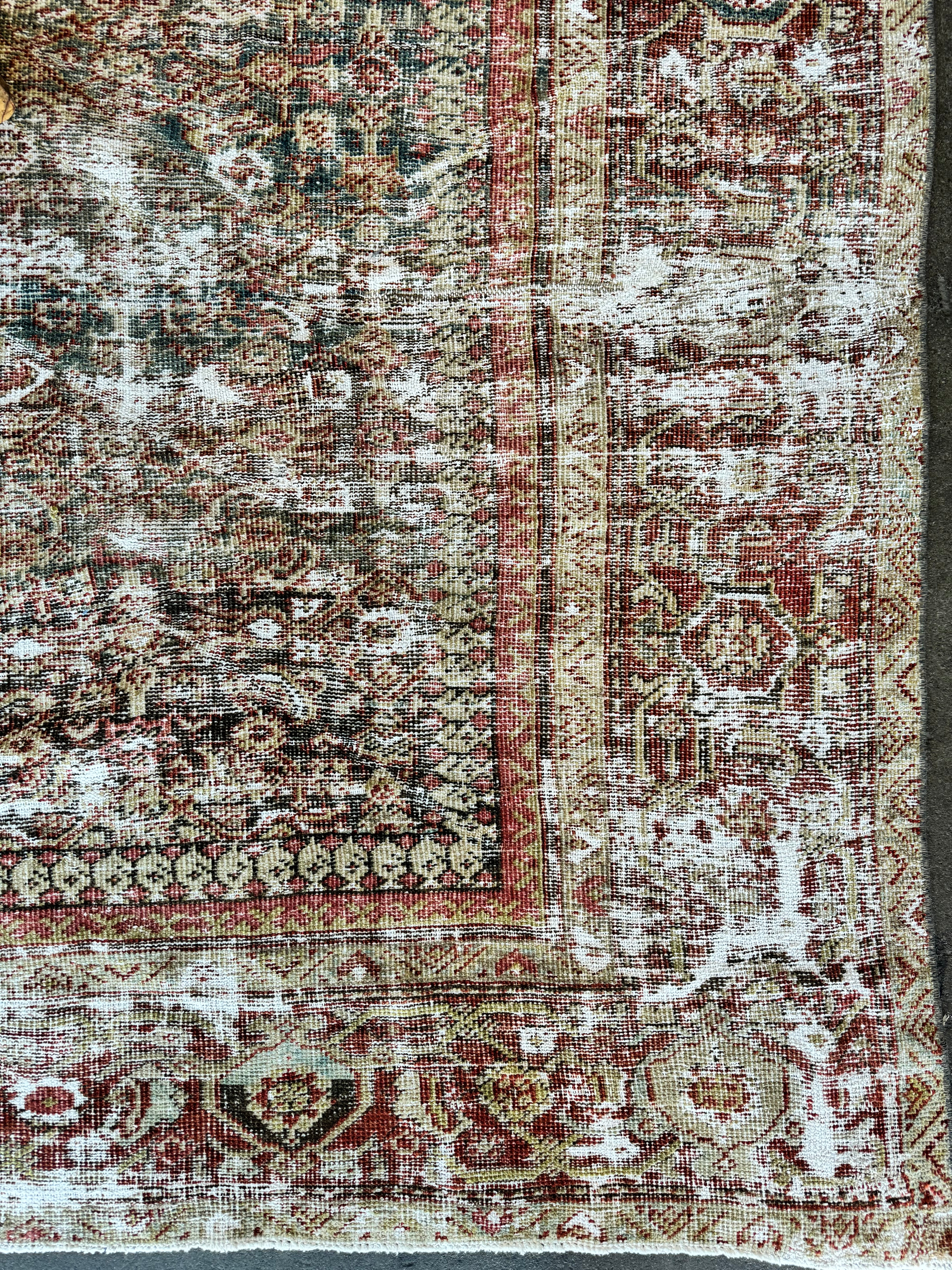 10x12 Antique Mahal Rug