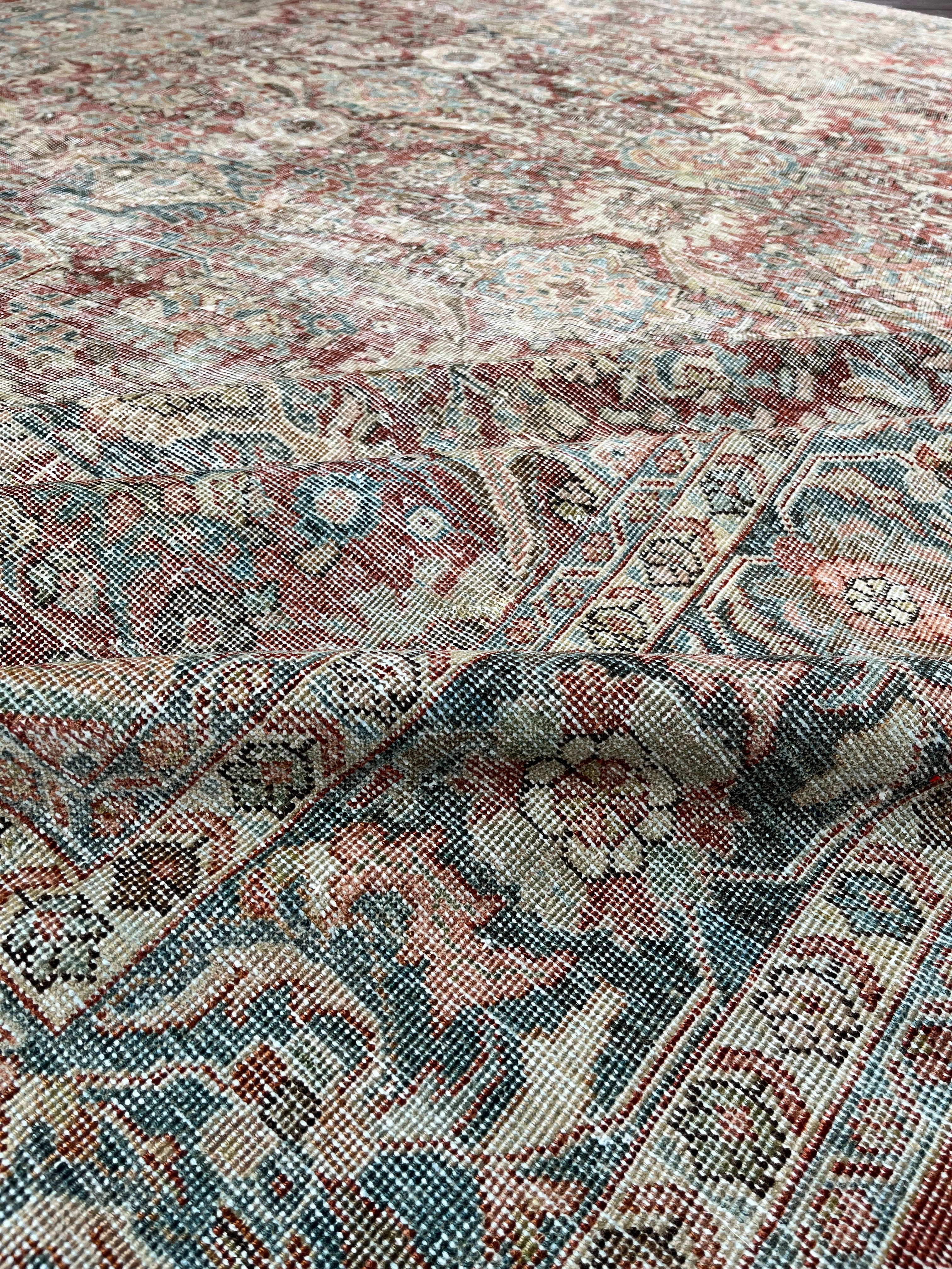 9x12 Antique Mahal Rug