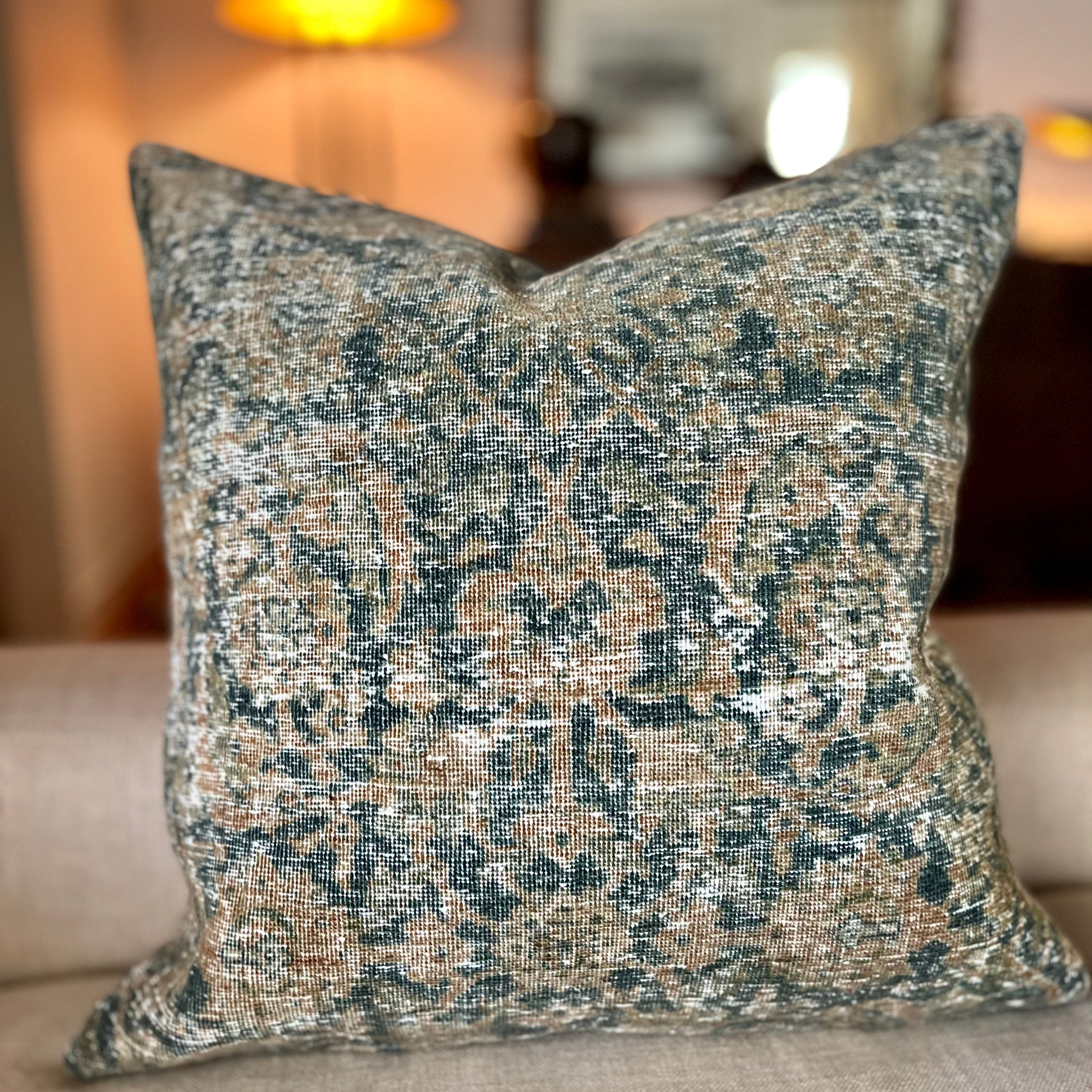 Augusta Vintage Rug Pillow